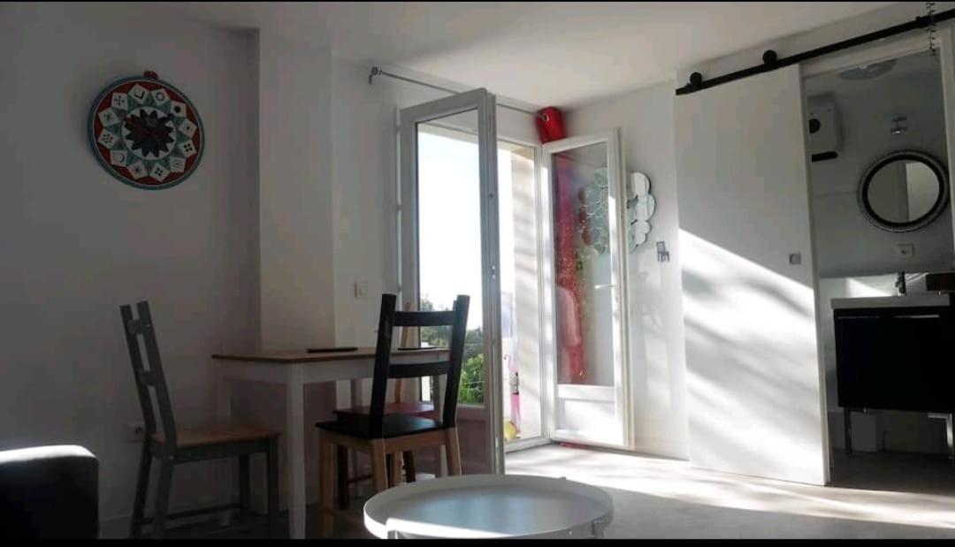 Apartment Independant Terrasse Entre Et Collines